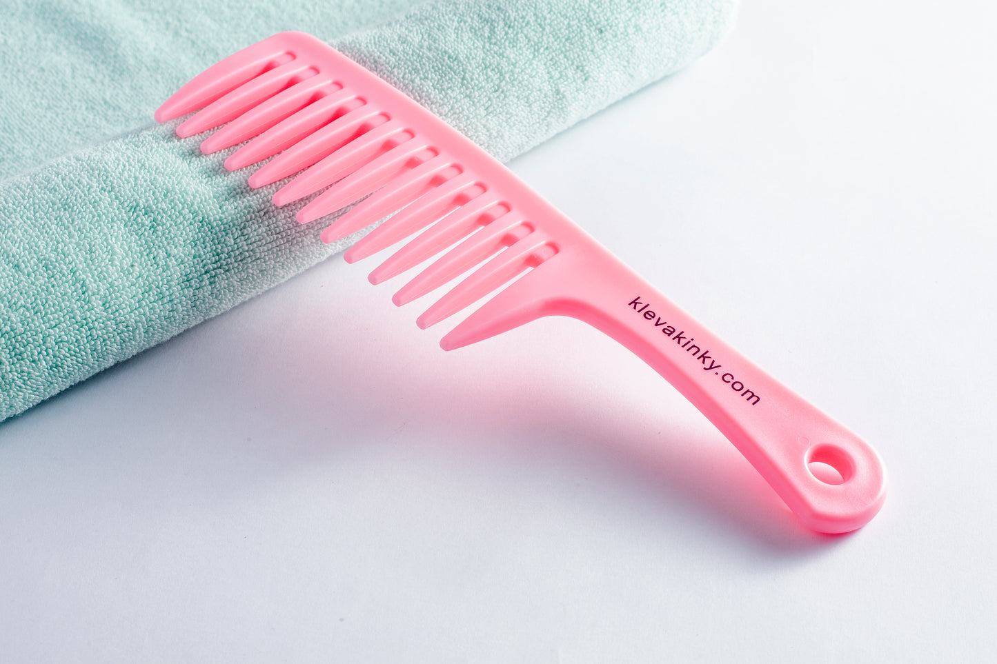Wide-Tooth Detangling Comb (With Handle) KlevaKinky