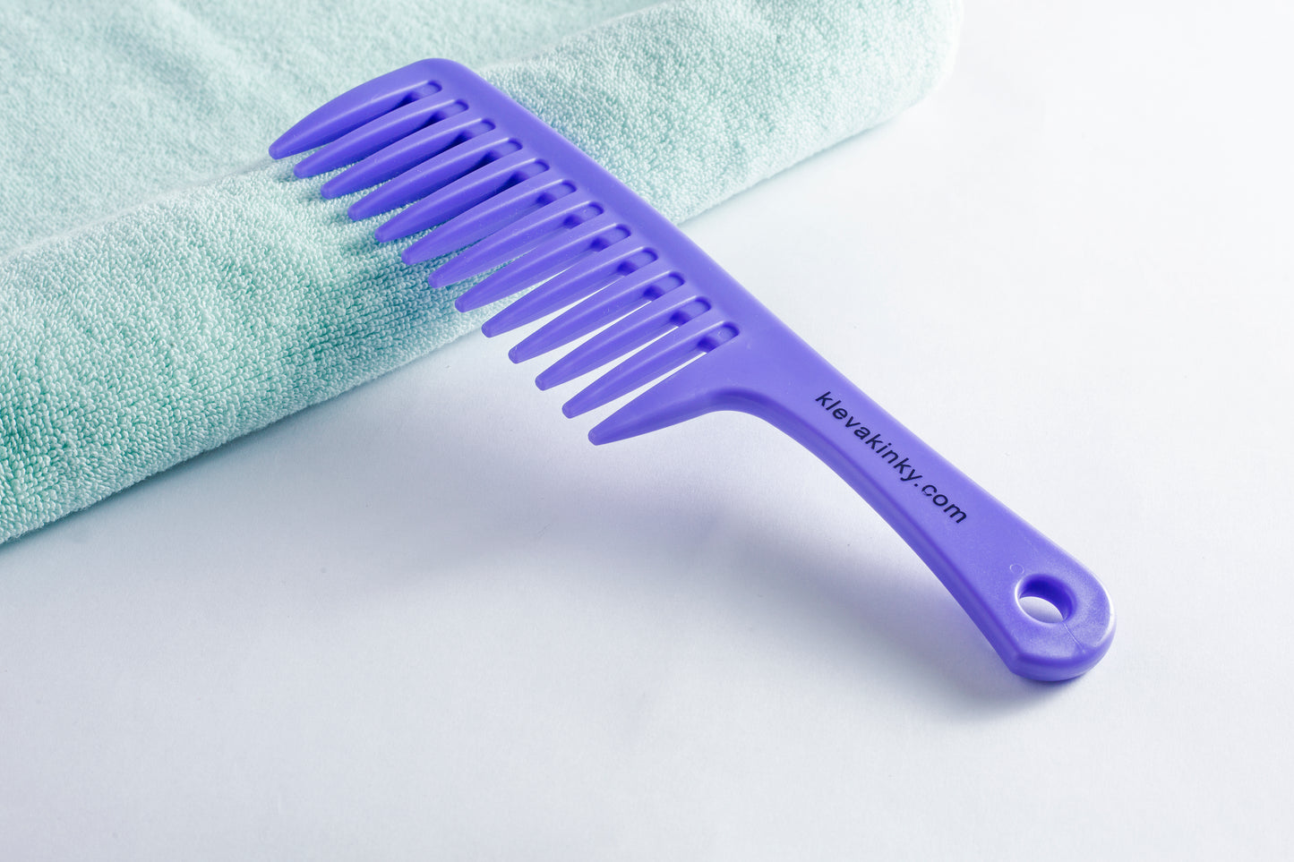 Wide-Tooth Detangling Comb (With Handle) KlevaKinky